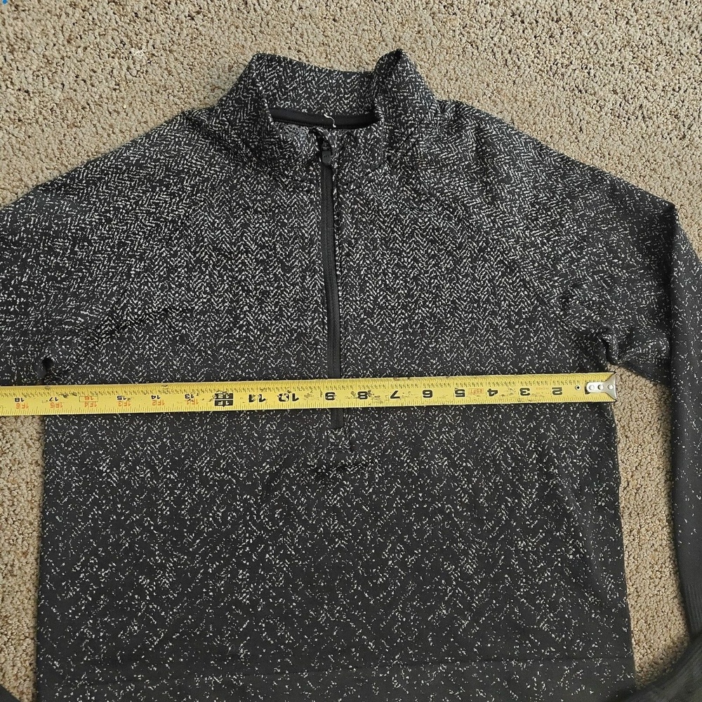 Women's Lululemon Rest Less Cropped 1/2 Zip | Black-Gray | Sz: 10 - Picture 10 of 11